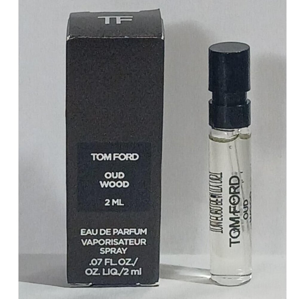 Tom Ford Oud Wood Eau de Parfum Sample Spray 0.07fl oz./ 2ml New in Box